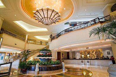 剧情冒险游戏《碧波之下》将于8月29日发售